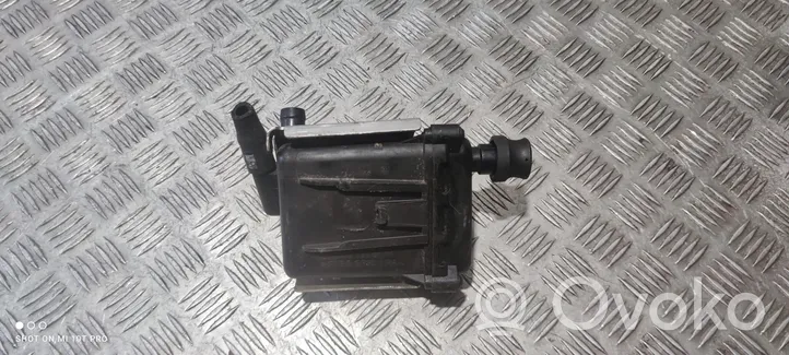 Mercedes-Benz GLE (W166 - C292) Power steering fluid tank/reservoir A1663200114