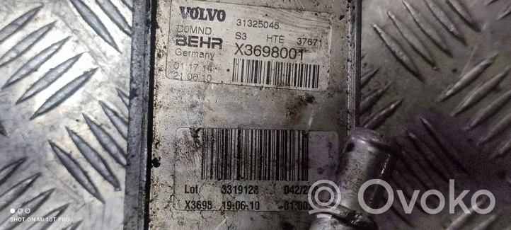 Volvo V60 Supporto di montaggio del filtro dell’olio 31325045