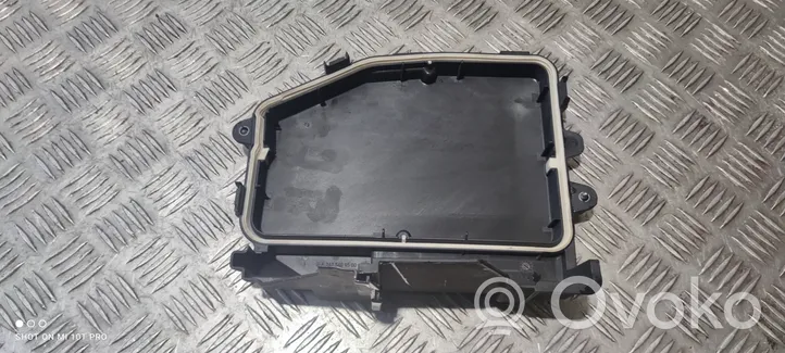 Mercedes-Benz EQB Coperchio scatola dei fusibili A2475409500