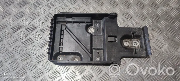 Volvo XC90 Boîte de batterie 31479351