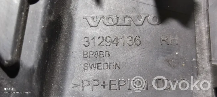 Volvo V60 Grille antibrouillard avant 31294136