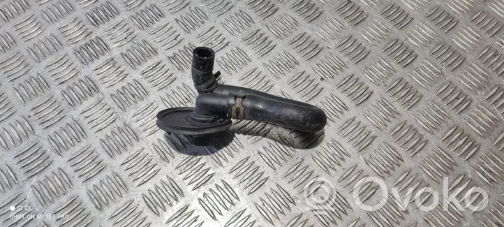 Mercedes-Benz C W204 Engine coolant pipe/hose A2048300196