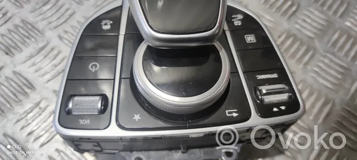 Mercedes-Benz GLC C253 Controllo multimediale autoradio A2059005915