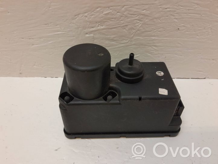 Volkswagen PASSAT B3 Vacuum pump 357862257