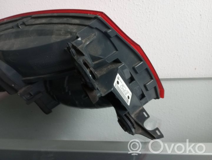 BMW 4 F32 F33 Lampa tylna 618074