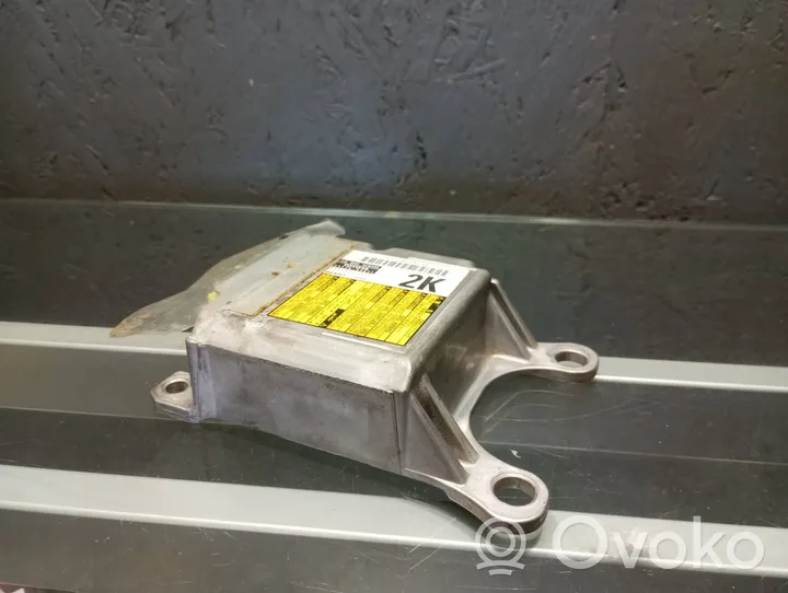 Toyota RAV 4 (XA30) Oro pagalvių valdymo blokas 8917042211