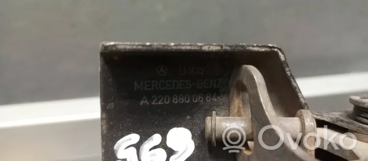 Mercedes-Benz S W220 Chiusura/serratura vano motore/cofano A2208800664