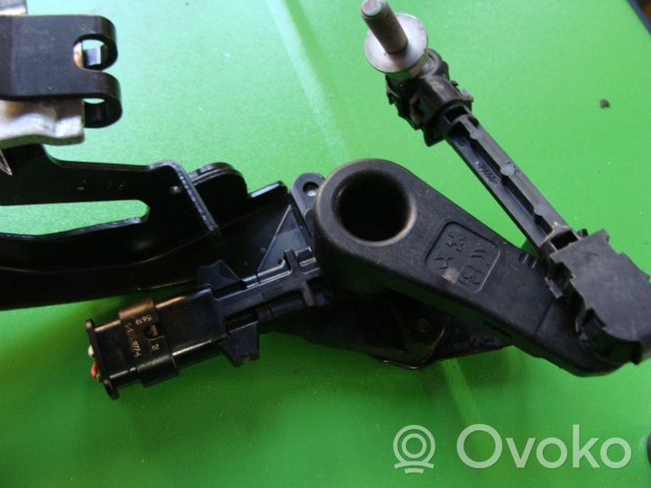 Opel Corsa F Sensore di livello faro/fanale 9824543080