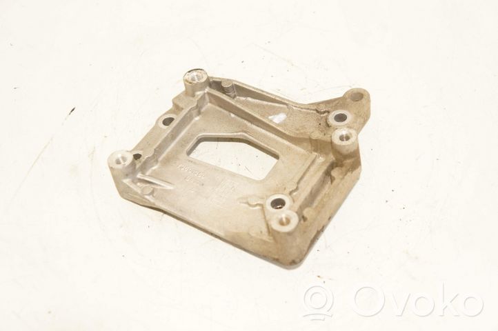 Opel Corsa E Engine mounting bracket 73501350