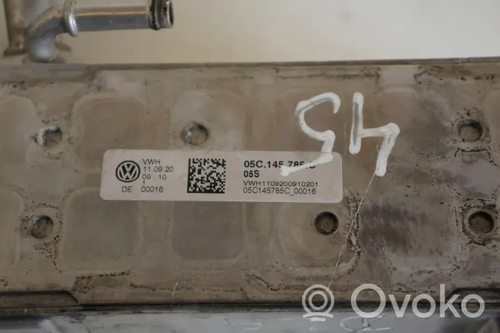 Volkswagen Golf VIII Välijäähdyttimen jäähdytin 05C145785C