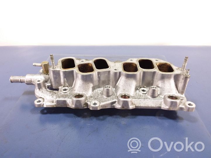 Cadillac SRX Intake manifold 