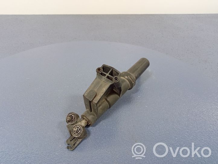 Volvo V50 Buse de lave-glace 30661085