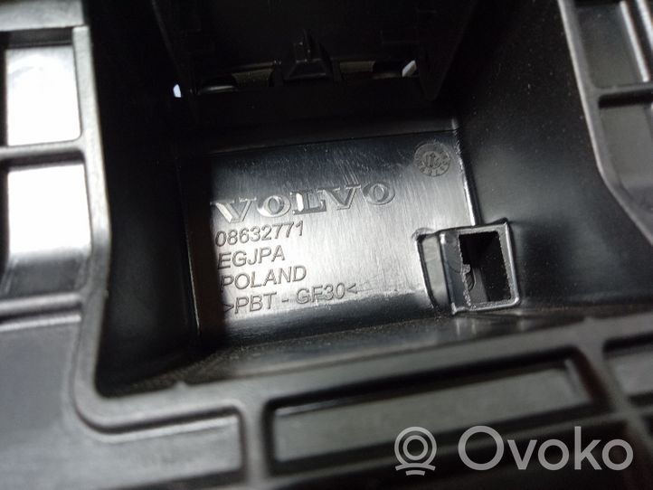Volvo V40 Console centrale 08632771