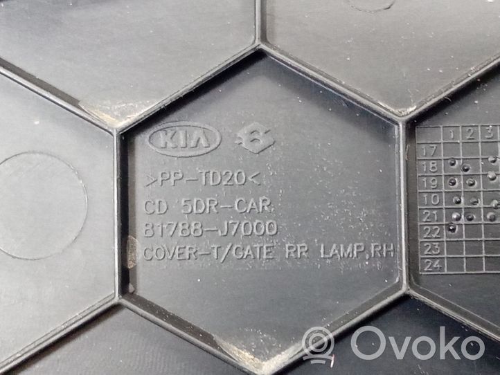 KIA Ceed Garnitures hayon 81787-J7000