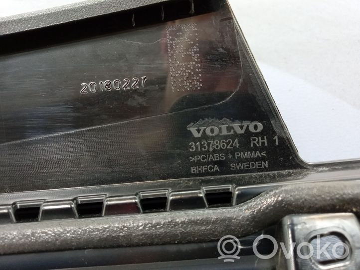 Volvo S90, V90 Pièce de carrosserie avant 31378624