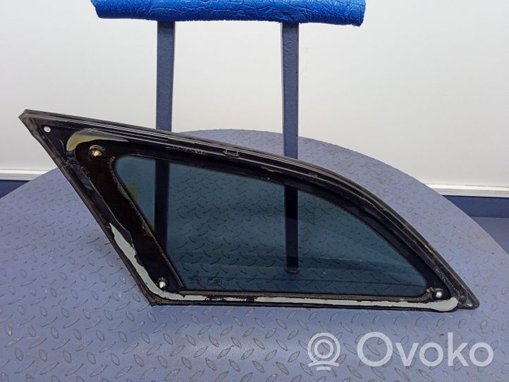 Audi A6 Allroad C7 Fenêtre latérale avant / vitre triangulaire 01