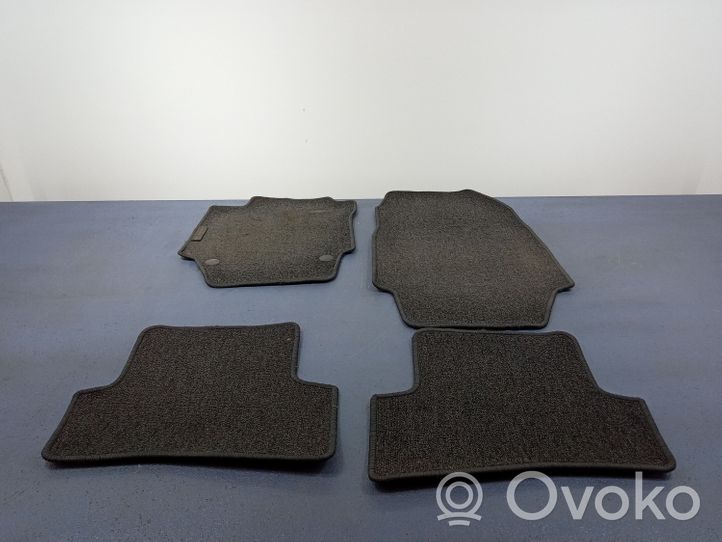 Renault Captur Front floor carpet liner 8201394366A