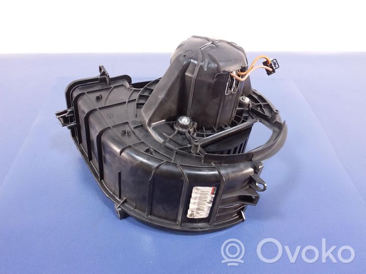 BMW X5M F85 Ventola riscaldamento/ventilatore abitacolo T1028989C