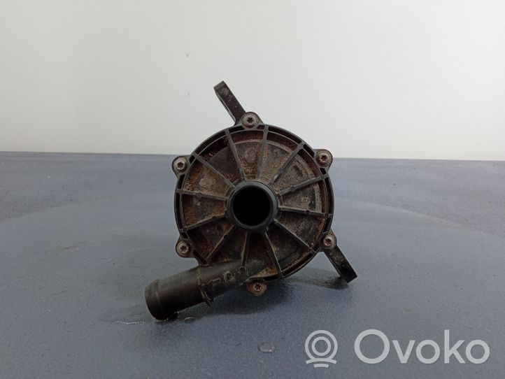 Opel Insignia B Bomba de agua 13517418