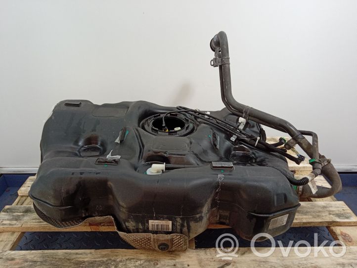 Opel Insignia B Serbatoio del carburante 84017670