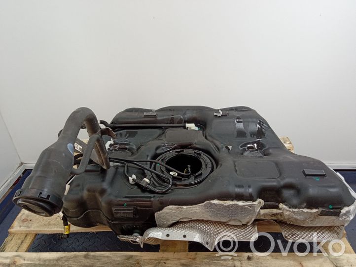 Opel Insignia B Serbatoio del carburante 84017670