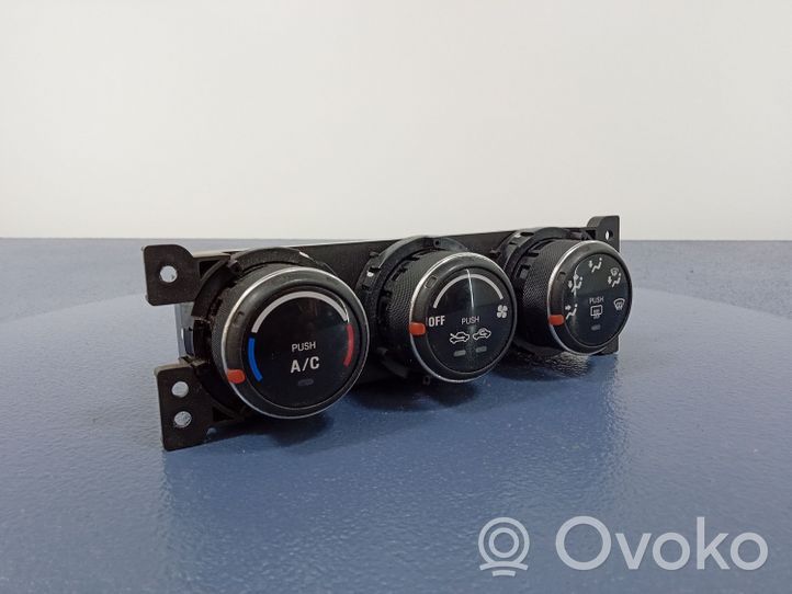 Suzuki Liana Gaisa kondicioniera / klimata kontroles / salona apsildes vadības bloks (salonā) 39510-59J10