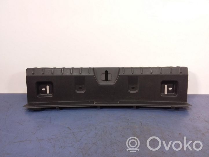 BMW 3 F30 F35 F31 Muu kynnyksen/pilarin verhoiluelementti 7351650