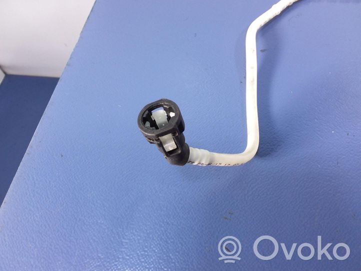 Volkswagen Golf Sportsvan Tuyau d'alimentation conduite de carburant 