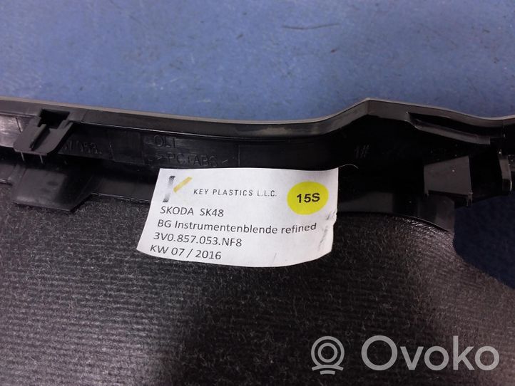 Skoda Superb B8 (3V) Altro elemento di rivestimento sottoporta/montante 3V0857053