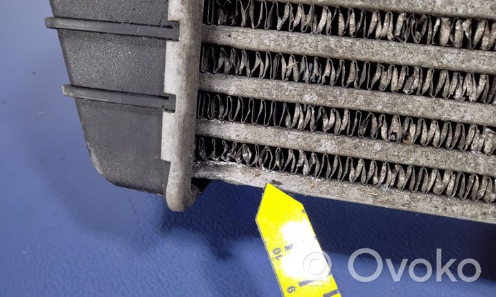 Opel Zafira B Chłodnica powietrza doładowującego / Intercooler 13213402