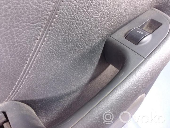 Audi A6 Allroad C5 Kit garniture de panneaux intérieur de porte 