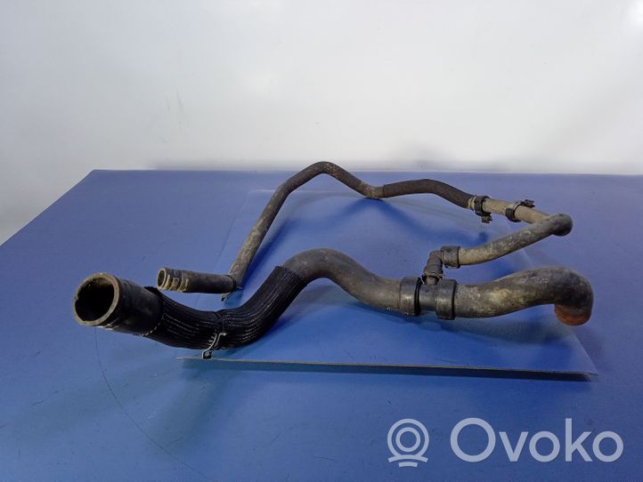 Peugeot 307 Tuyau de liquide de refroidissement moteur 