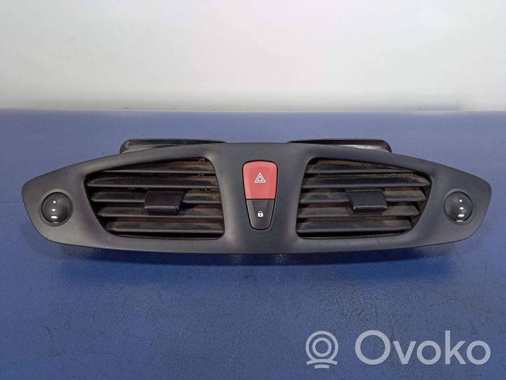Renault Scenic III -  Grand scenic III Copertura griglia di ventilazione laterale cruscotto 682600031R