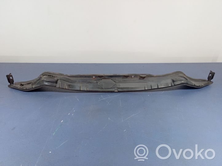 Peugeot 207 CC Rivestimento del tergicristallo 9681844780