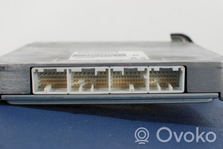 Toyota Avensis Verso Unité de commande, module ECU de moteur 8966105A40