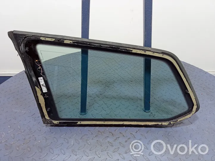 Volkswagen PASSAT B8 Galinis šoninis kėbulo stiklas 3G9845298