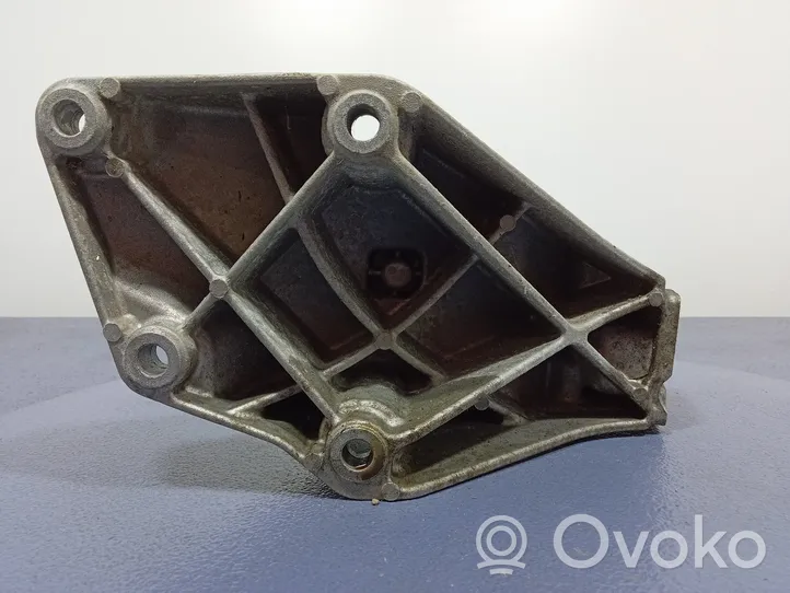 BMW X3 G01 Variklio pagalvės vakuuminis vožtuvas 6861559