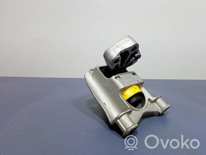 Ford Puma Valvola di depressione sul supporto motore L1BG-6F012-BB