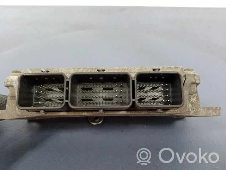 Citroen C3 Komputer / Sterownik ECU silnika 9647498180