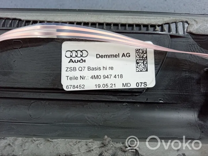 Audi Q7 4M Garniture de marche-pieds 4M8947405A