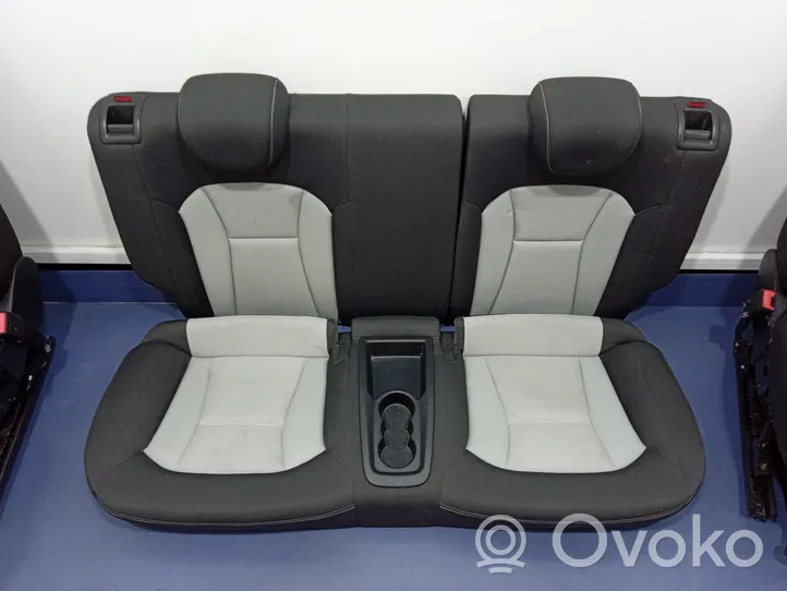 Audi A1 Sėdynių komplektas 01