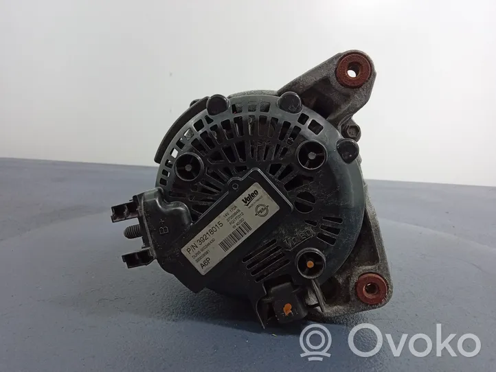 Opel Insignia B Generatore/alternatore 39218015