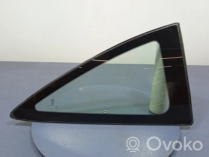 Honda Civic Rear side window/glass 01