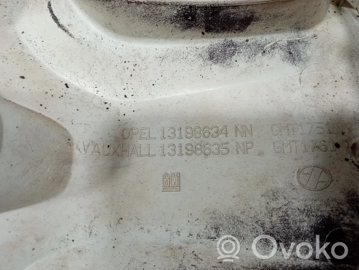 Opel Vectra C Mozzo/copricerchi/borchia della ruota R17 13198634