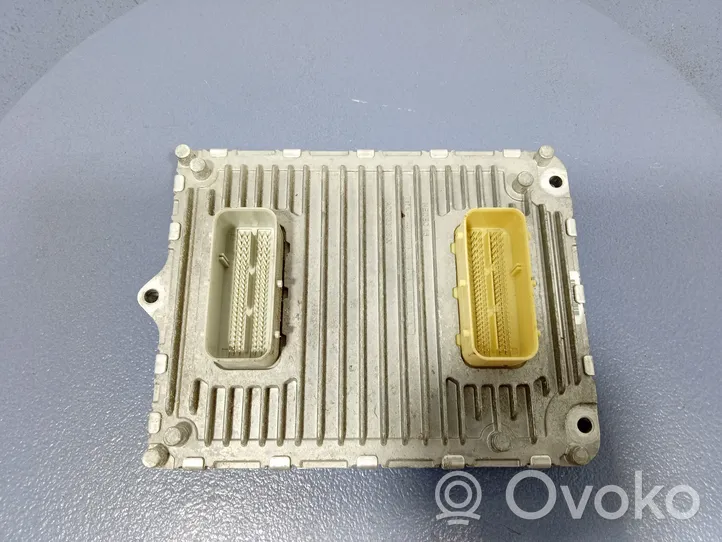 Chrysler Pacifica Komputer / Sterownik ECU silnika P05150888AD