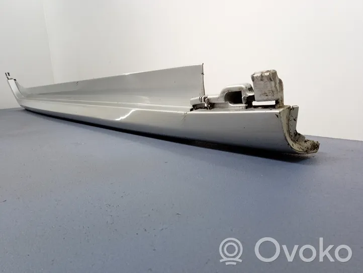 BMW X3 F25 Front sill (body part) 8048172