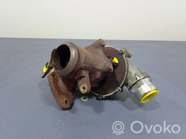 Renault Kangoo II Pièces d'aspiration d'air turbo H8201164371