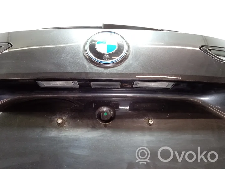 BMW iX Puerta del maletero/compartimento de carga 01