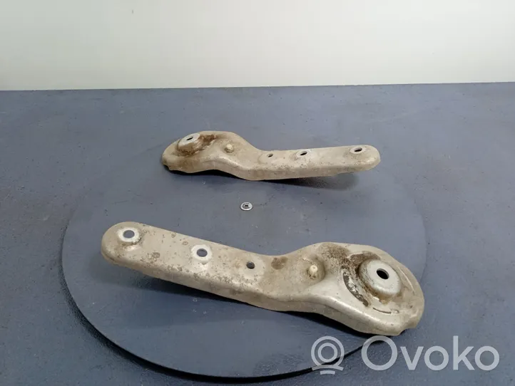 BMW 7 G11 G12 Autres pièces de suspension avant 6861142