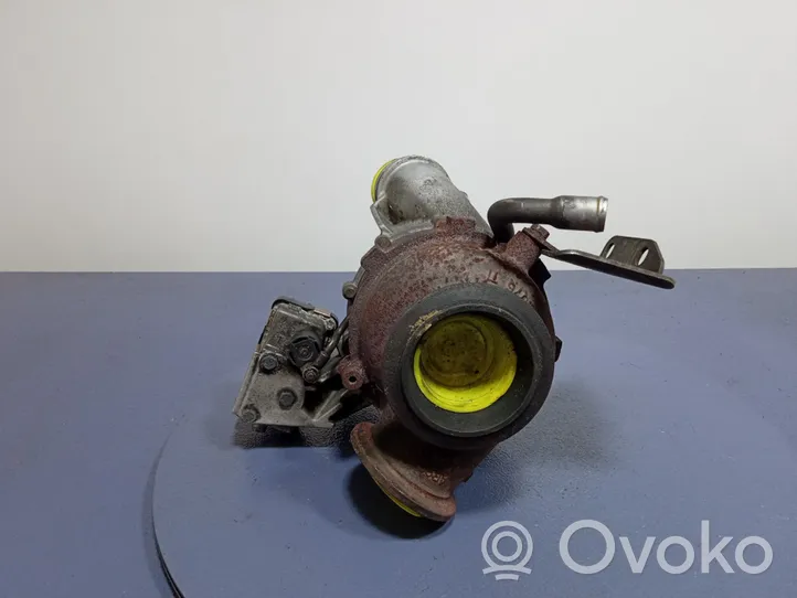 BMW 7 F01 F02 F03 F04 Cześć układu próżniowego turbosprężarki 7799758